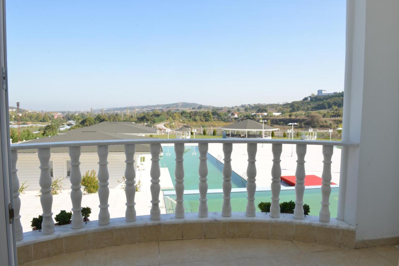 Mourouj Gloria White Palace Hotel & Spa Yalova  Exterior photo