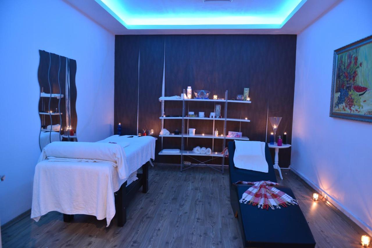 Mourouj Gloria White Palace Hotel & Spa Yalova  Exterior photo